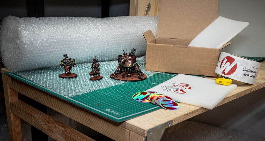 How to pack your miniatures the right way for shipping