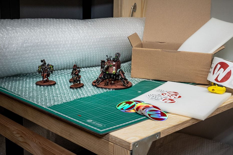 How to pack your miniatures the right way for shipping