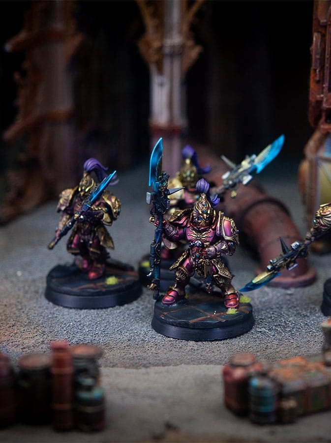 Metallic Red Custodes